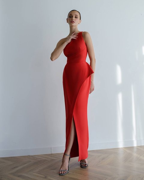 Elegancka sukienka z odkrytym ramieniem 514 czerwona, XS